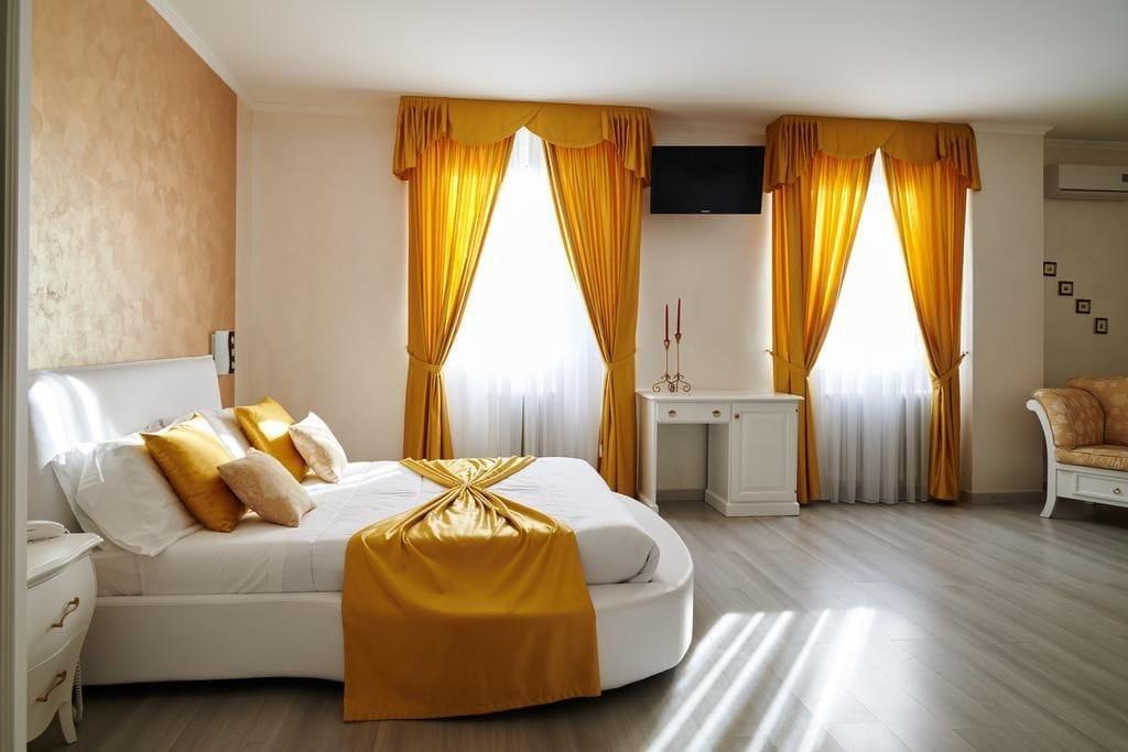 Hotel Villa Delle Ortensie Sant'Omobono Imagna Exterior photo