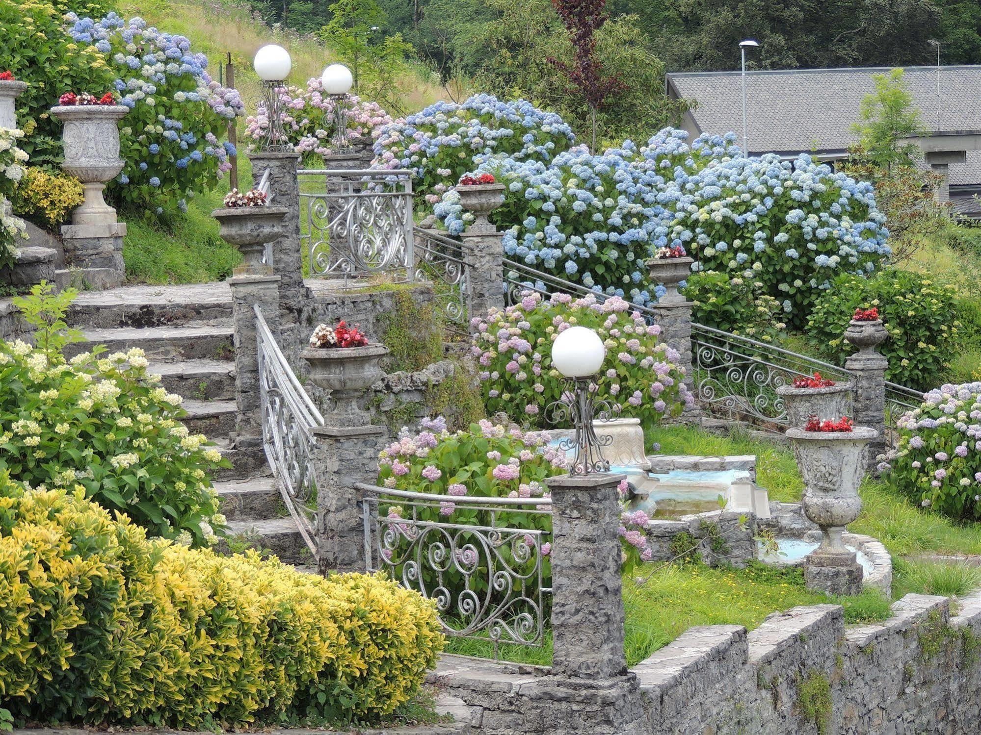 Hotel Villa Delle Ortensie Sant'Omobono Imagna Exterior photo